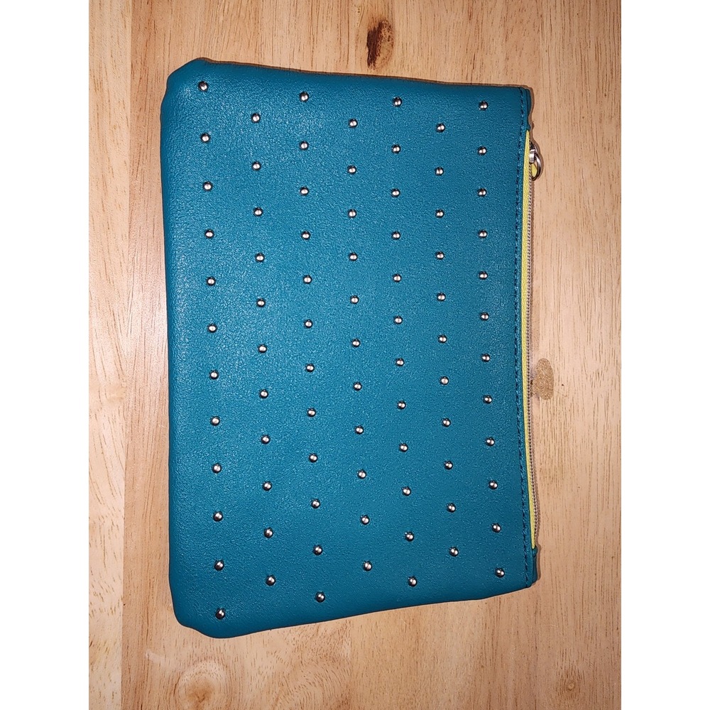 Ipsy 100th‎ Bag Zipper Makeup Bag Green and Silver